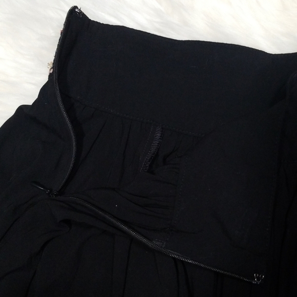 Windsor Beaded front Mini Skirt - Picture 5 of 6